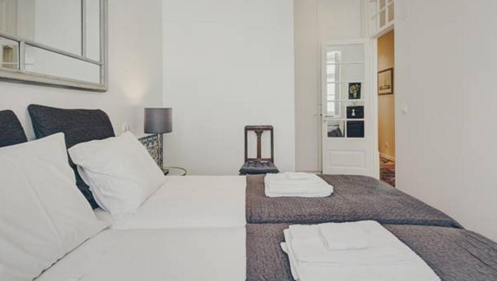 Madalena City Center Lisbon Room photo
